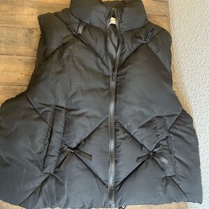 Bow Madden Girl Quilted Black Vest